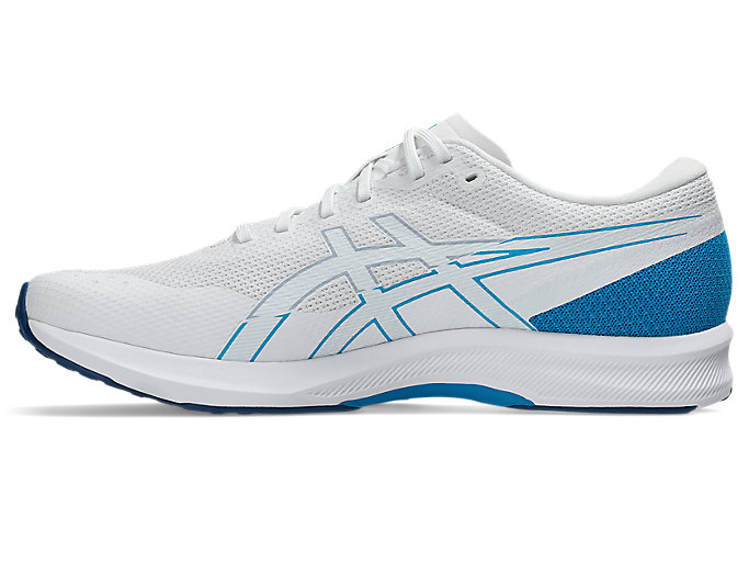 Shop ASICS ライトレーサー 6 ワイド ランニングシューズ ホワイト/グレーブルー 1011B970-102