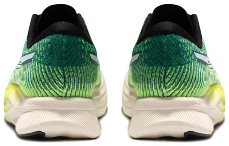 Lookbook 亚瑟士 Magic Speed 2 '绿色安全黄' 1011B443-750