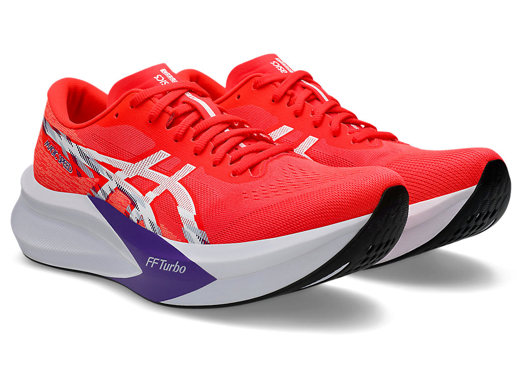 Lookbook ASICS Magic Speed 4 Large Running Rouge/Blanc Chaussures 1011B873-600