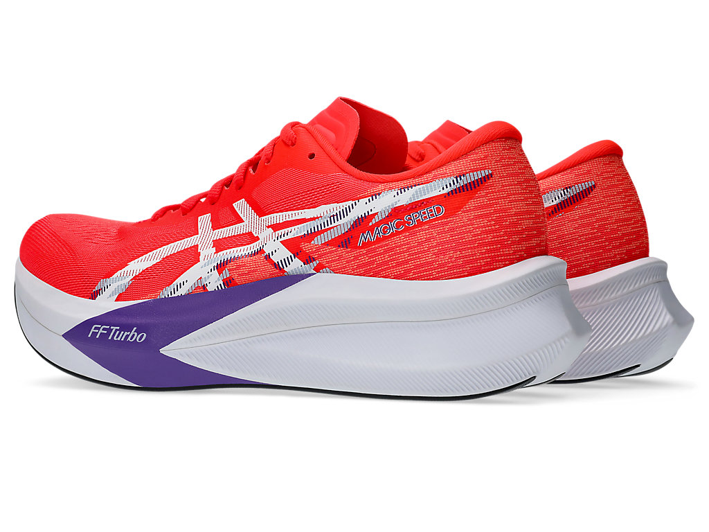 Shop ASICS Magic Speed 4 Large Running Rouge/Blanc Chaussures 1011B873-600