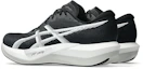 Shop ASICS MAGIC SPEED 5 宽版跑鞋 黑/白 配色 1013A184-001