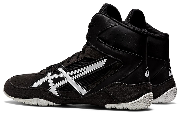 Shop ASICS Matcontrol D ''Nero'' 1081A020-003