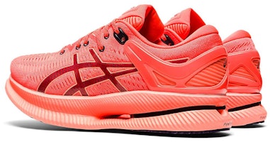 아식스 메타라이드 '선라이즈 레드' 1011A967-700 Lookbook 아식스 메타라이드 '선라이즈 레드' 1011A967-700