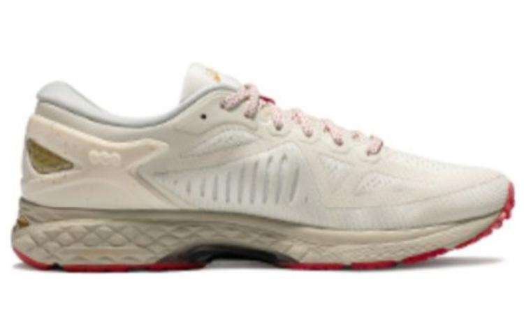 Lookbook ASICS MetaRun ''Weiß Metallic Gold'' 1011B732-200