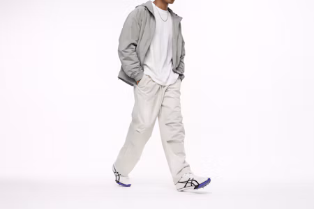 Order ASICS METASPEED Sky Plus 2 跑鞋 白色/鈷藍配色 1093A234-101