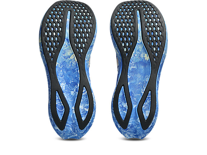 Sizing ASICS NOOSA TRI 16 Running Shoes. Bright Sunstone/Soft Sky 1011B872-801