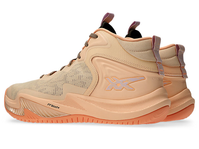 Lookbook ASICS Nova Surge 3 籃球鞋 杏桃橙/柔玫瑰 1061A048-801