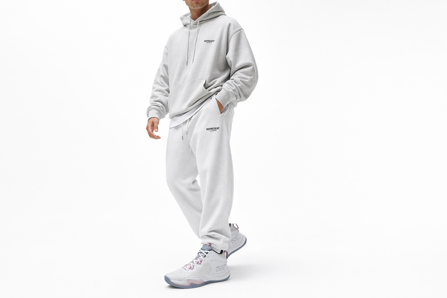 Order ASICS Nova Surge 3 篮球鞋 白色/淡粉色 1061A048-102