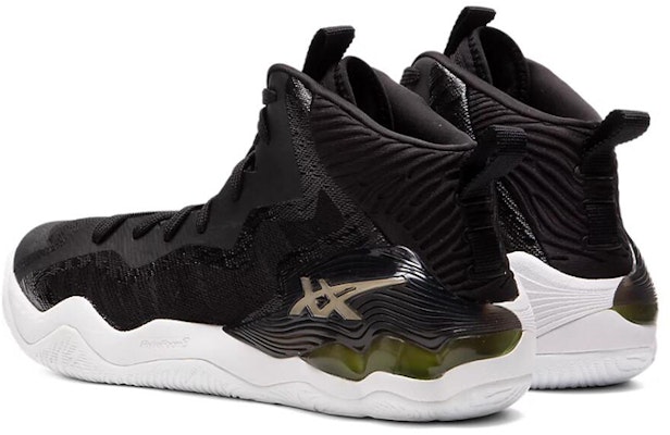 ASICS Nova Surge 'Hitam' Basketball Sneakers 1061A027-001 Lookbook ASICS Nova Surge 'Hitam' Basketball Sneakers 1061A027-001