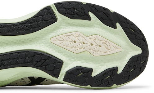 ASICS Novablast 2 'Birch Black' Lelaki Kasut Lari 1011B192-200 Purchase ASICS Novablast 2 'Birch Black' Lelaki Kasut Lari 1011B192-200