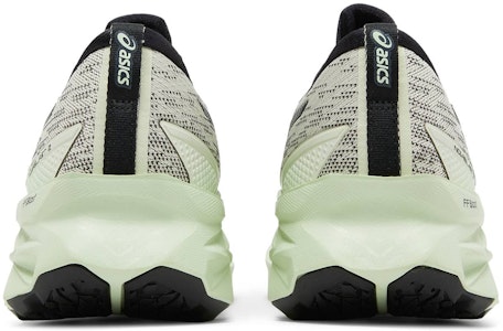 ASICS Novablast 2 'Birch Black' Lelaki Kasut Lari 1011B192-200 Details for ASICS Novablast 2 'Birch Black' Lelaki Kasut Lari 1011B192-200