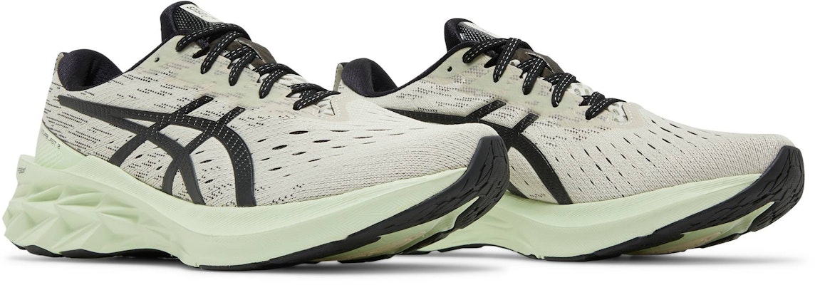 ASICS Novablast 2 'Birch Black' 1011B192-200 Cheap ASICS Novablast 2 'Birch Black' 1011B192-200