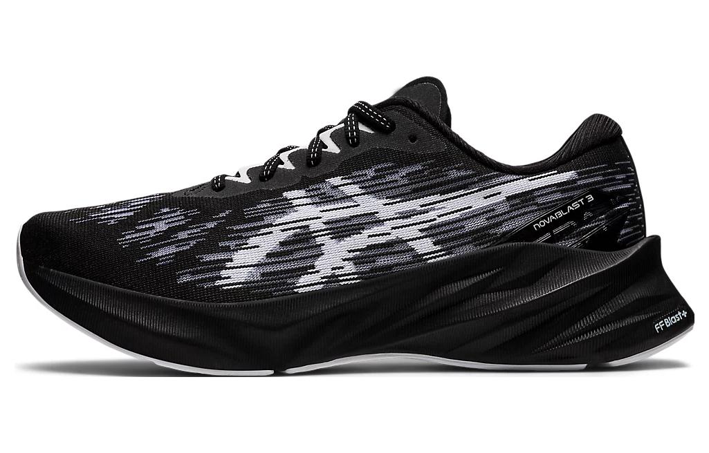Buy 亞瑟士 Novablast 3 2E 寬楦 '黑白' 1011B459-002