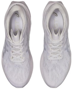 ASICS Novablast 3 'Putih Piedmont Kelabu' 1011B458-102 Shop ASICS Novablast 3 'Putih Piedmont Kelabu' 1011B458-102