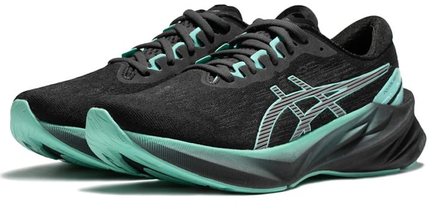 Asics Novablast 3 Llte-Show 耐磨透氣 低筒 跑步鞋 黑灰 Lookbook Asics Novablast 3 Llte-Show 耐磨透氣 低筒 跑步鞋 黑灰