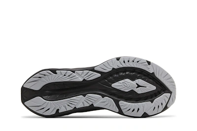 ASICS Novablast 4 'Black Graphite Grey'