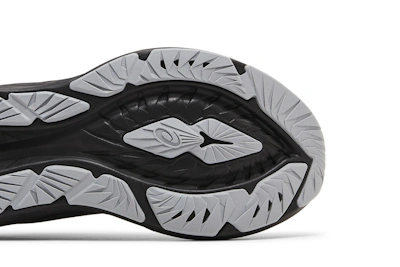 ASICS Novablast 4 'Black Graphite Grey'