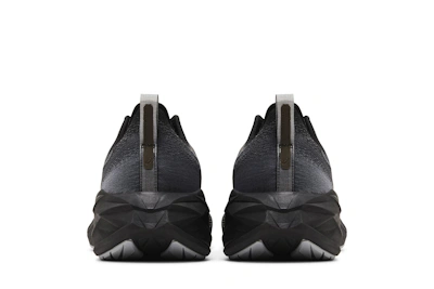 ASICS Novablast 4 'Black Graphite Grey'