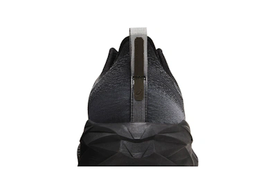 ASICS Novablast 4 'Black Graphite Grey'