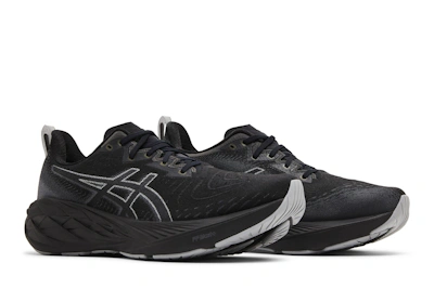 ASICS Novablast 4 'Black Graphite Grey'