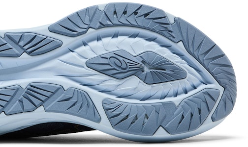 ASICS Novablast 4 'Hitam Thunder Biru' 1011B693-001 Purchase ASICS Novablast 4 'Hitam Thunder Biru' 1011B693-001