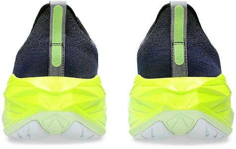 ASICS Novablast 4 Wide 'Hitam Biru Luas' 1011B694-003 Purchase ASICS Novablast 4 Wide 'Hitam Biru Luas' 1011B694-003