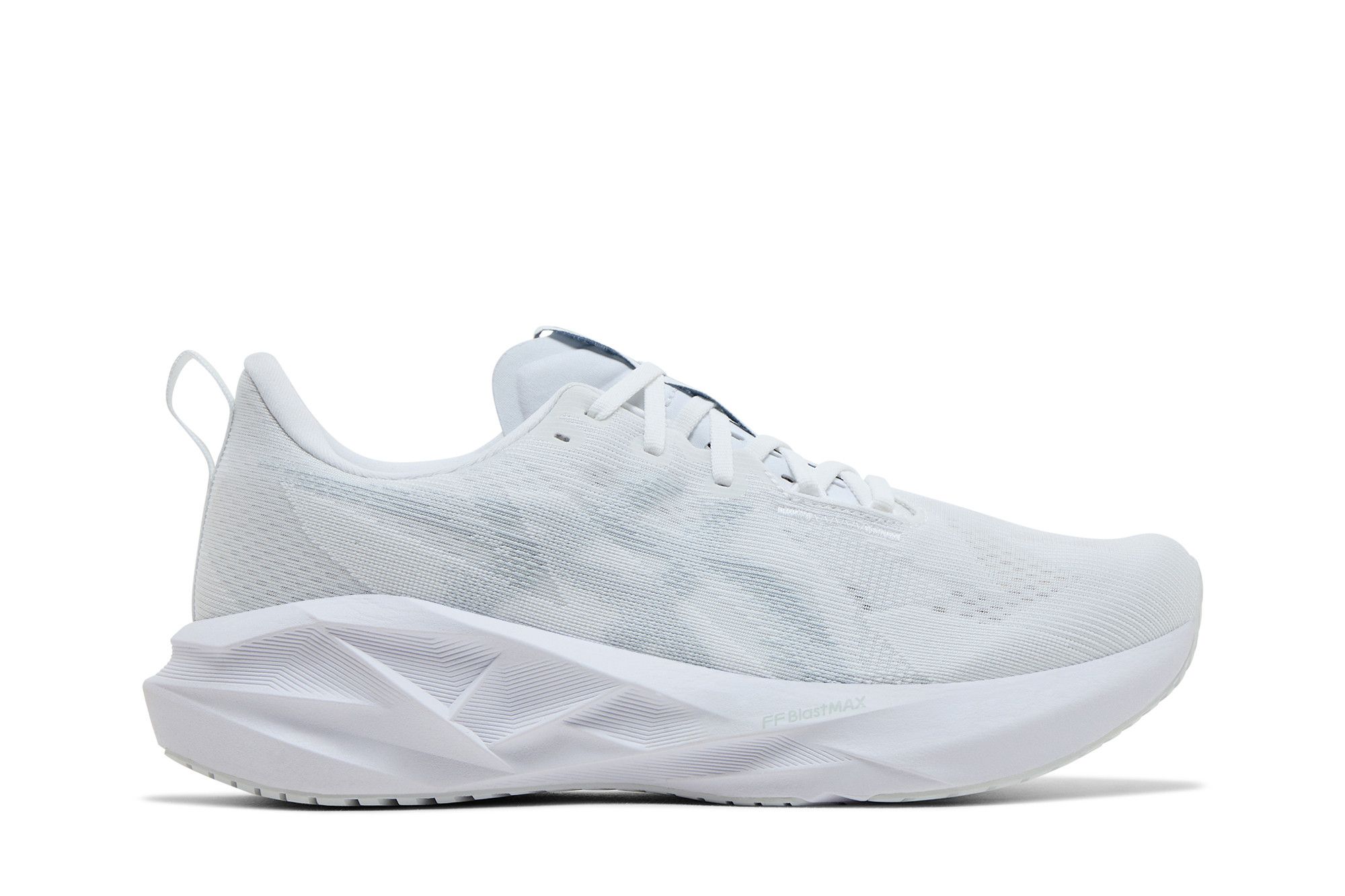 ASICS Novablast 5 'White Piedmont Grey' 1011B974-100