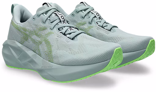 Lookbook ASICS NOVABLAST 5 慢跑鞋 冷苔綠/淡橘色 1011B974-406