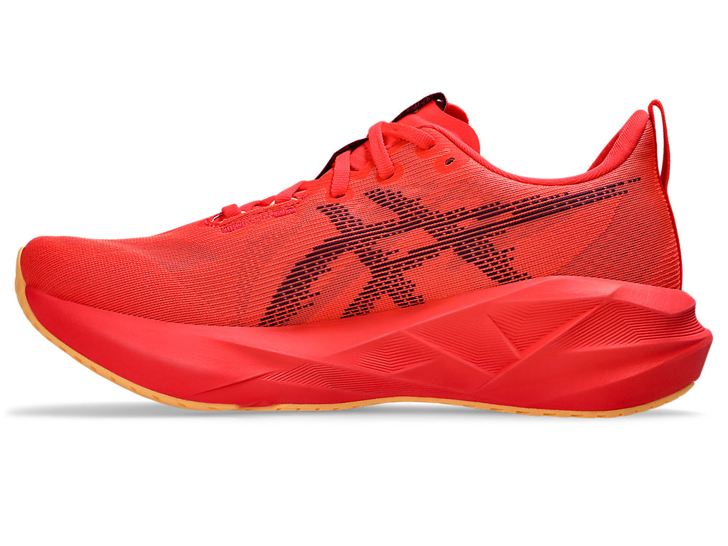 Purchase ASICS Novablast 5 Scarpe da Corsa Rosso Flash/Edo Viola 1011B974-600