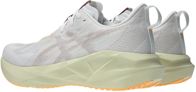 ASICS NOVABLAST 5 跑鞋 白色/淺棕色 1011B974-101 Lookbook ASICS NOVABLAST 5 跑鞋 白色/淺棕色 1011B974-101