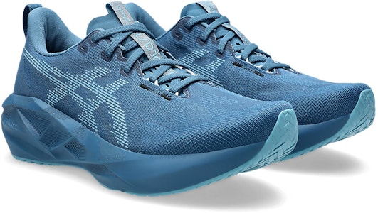 亚瑟士 Novablast 5 跑鞋 冬日海蓝/静水配色 1011B974-405 Order 亚瑟士 Novablast 5 跑鞋 冬日海蓝/静水配色 1011B974-405