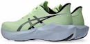 Lookbook ASICS Novablast 6 跑鞋 亮黃/黑 配色 1011C243-750