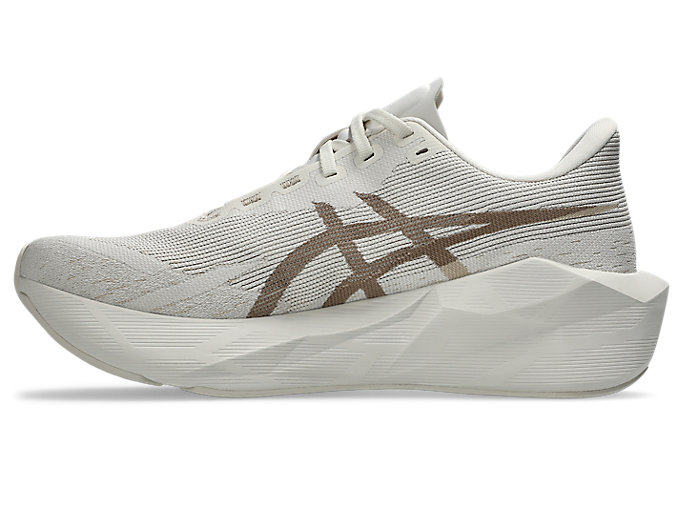Shop ASICS Novablast 6 Hardloopschoenen Soft Oat/Greige 1011C243-250