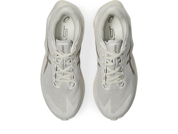 Details for ASICS Novablast 6 Hardloopschoenen Soft Oat/Greige 1011C243-250