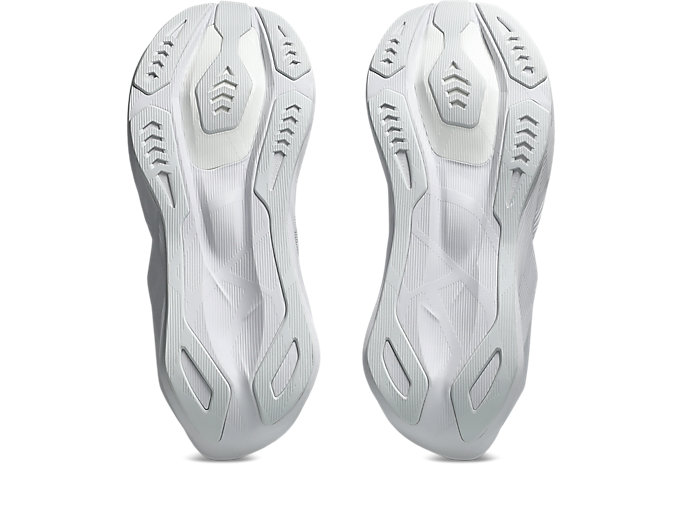 Sizing ASICS Novablast 6 Chaussures de Running Blanc/Blanc 1011C243-100