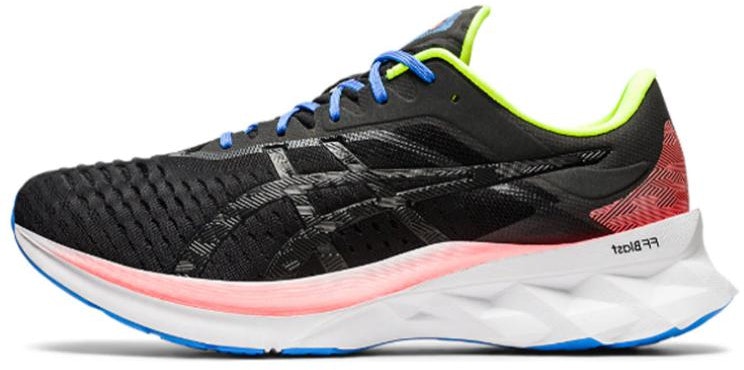 asics-novablast-black-1011-a681-001