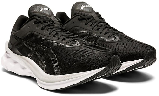 ASICS Novablast 'Negro Carrier Grey' 1011A681-002 Lookbook ASICS Novablast 'Negro Carrier Grey' 1011A681-002