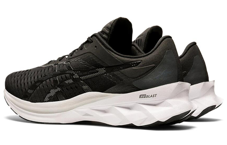 Shop ASICS Novablast ''Nero Carrier Grigio'' 1011A681-002