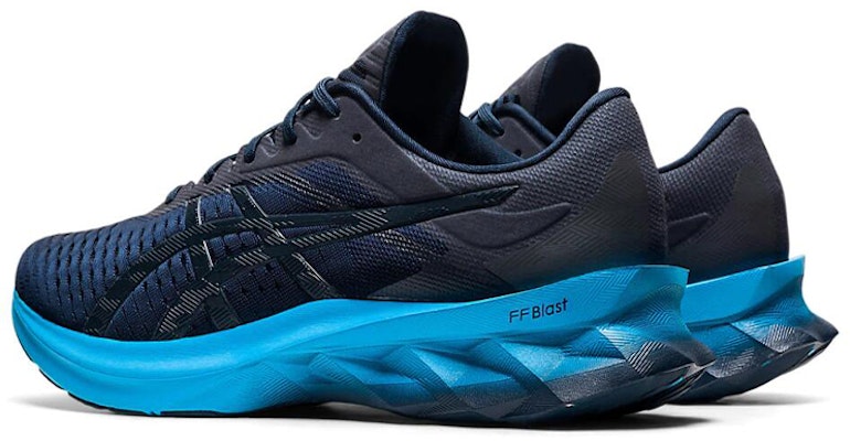 ASICS Novablast Azul 1011A681-402 Lookbook ASICS Novablast Azul 1011A681-402