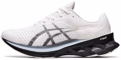 ASICS Novablast 'White Black' 1011B127-100
