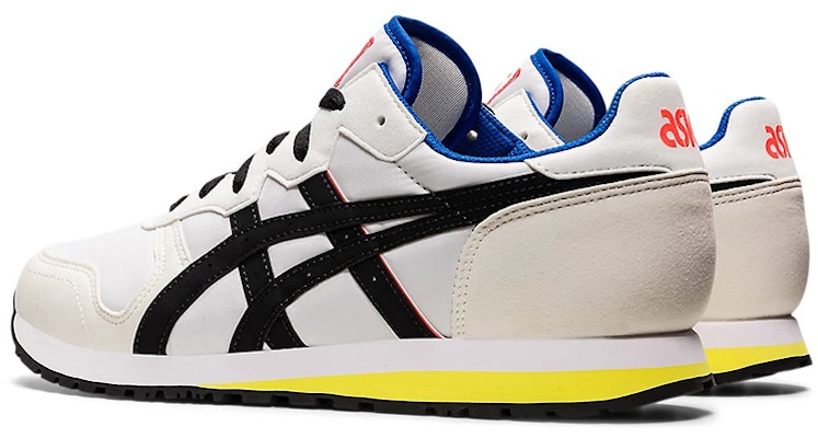 亚瑟士OC跑鞋'黑白' 1201A388-103 Lookbook 亚瑟士OC跑鞋'黑白' 1201A388-103