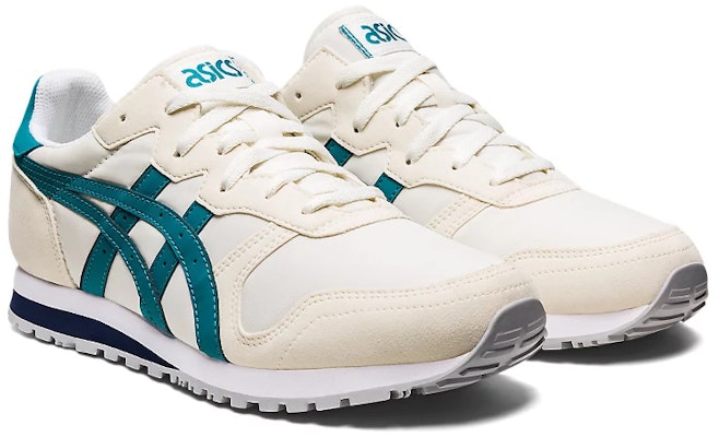 ASICS Oc 跑步鞋 1201A388-105 Lookbook ASICS Oc 跑步鞋 1201A388-105