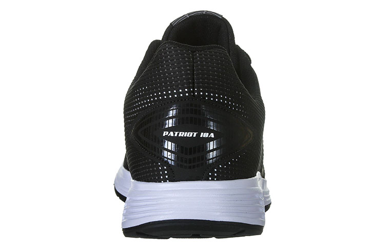 Shop 亞瑟士 Patriot 10 A 低筒跑鞋 黑色