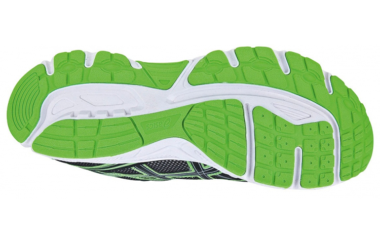 Shop Asics Patriot 6 低筒跑步鞋 黑綠