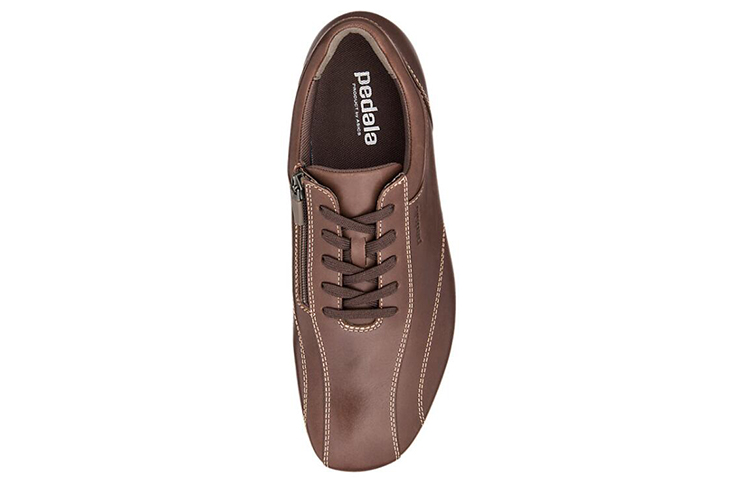 Shop ASICS Pedala (4E Breit) ''Braun'' 1211A037-201