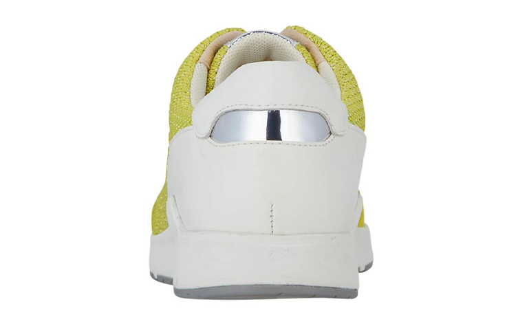 Shop ASICS Pedala Amarillo 'Blanco' 1211A063-001