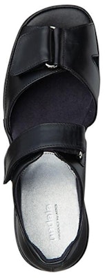 Sandal ASICS Pedala 'Hitam 2E Lebar - Wanita' WP591T-001 Lookbook Sandal ASICS Pedala 'Hitam 2E Lebar - Wanita' WP591T-001