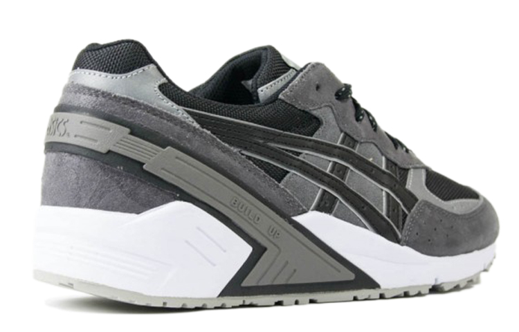 Shop ASICS Running Low 'Gris' H5Q2L-1190