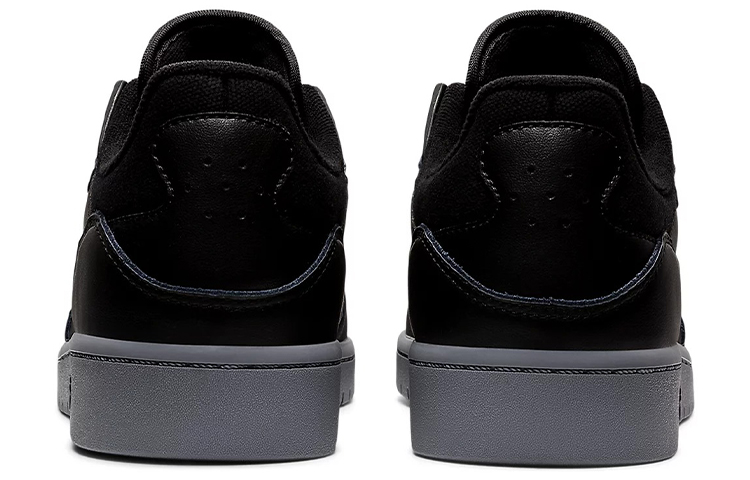 Shop アシックス スカイコート "ブラック/キャリアグレー" 1201A268-001