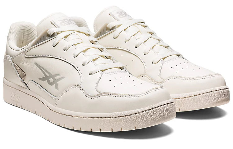 Lookbook アシックス スカイコート "クリームオイスターグレー" 1201A637-102